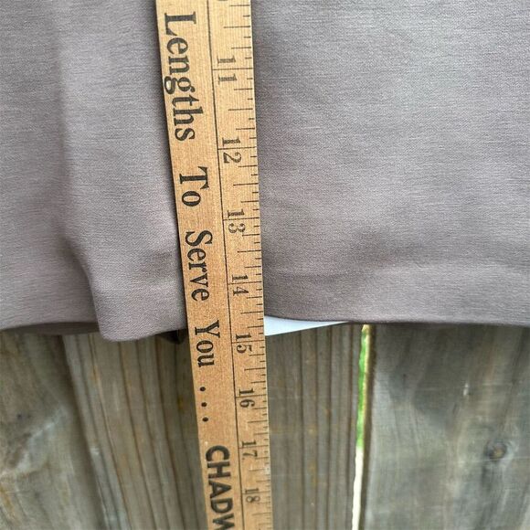 NWT 7 Diamonds Women's Skort Medium Taupe Brown Short Casual Solid - Picture 2 of 10